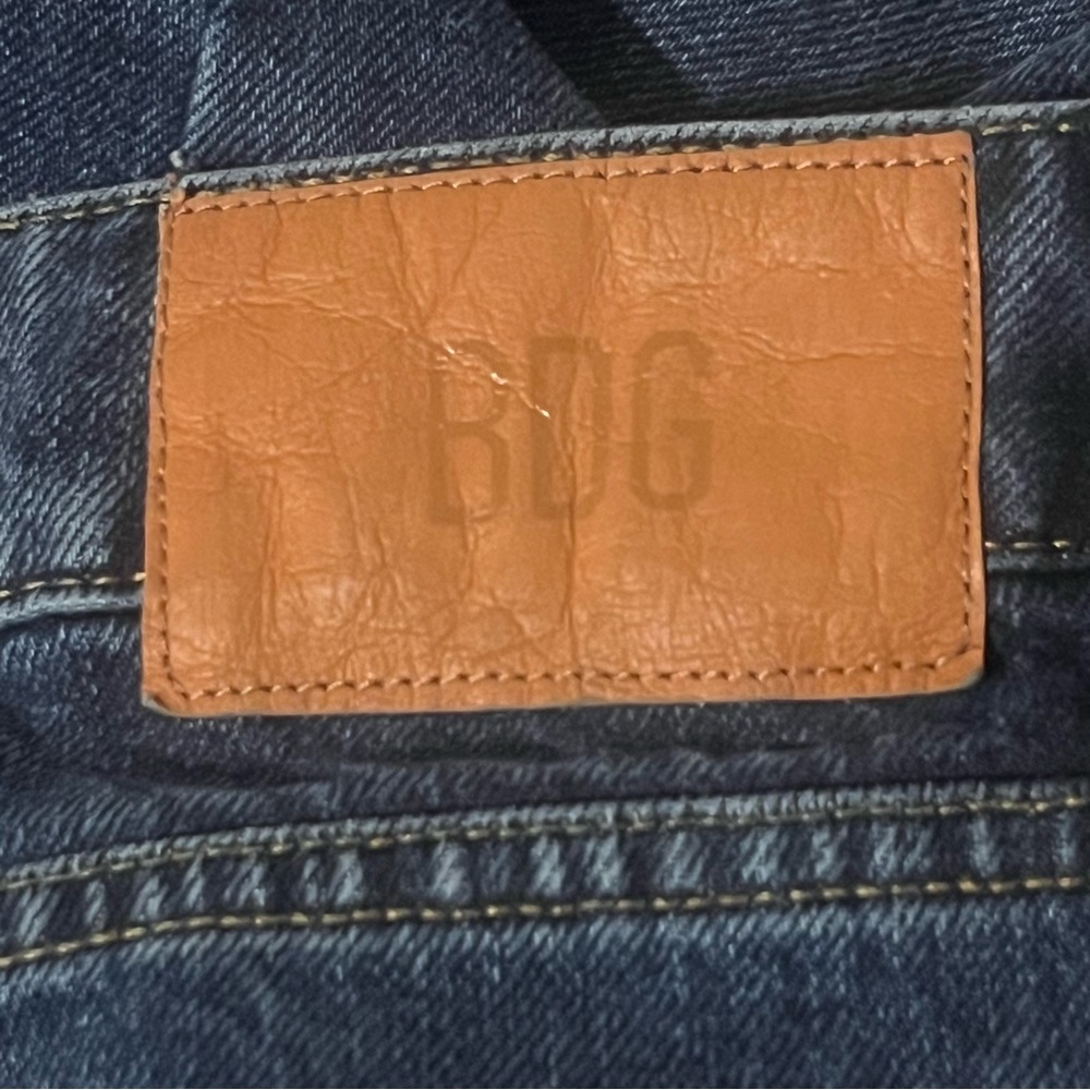 Urban Outfitters BDG Mom Jeans Dark Wash Size 26 - Picture 8 of 13